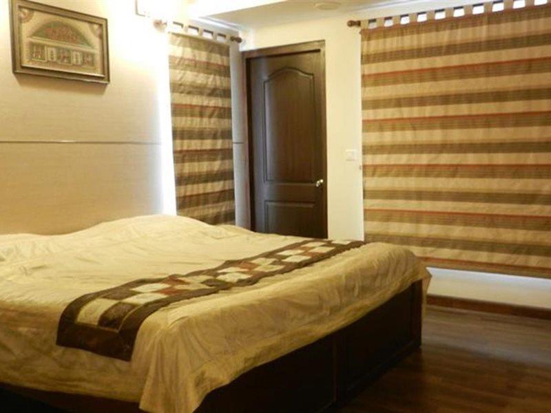 Brunton Heights Executive Suites Бангалор Экстерьер фото